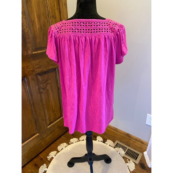 St. John's Bay Top Plus Size  XL or 16-18 Blouse Pink  Fuchsia  Shortsleeve - Picture 4 of 8